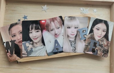 we are 卡包 字母一套