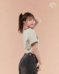 UNILIONS 2026 SS女版短TEE_淺駝