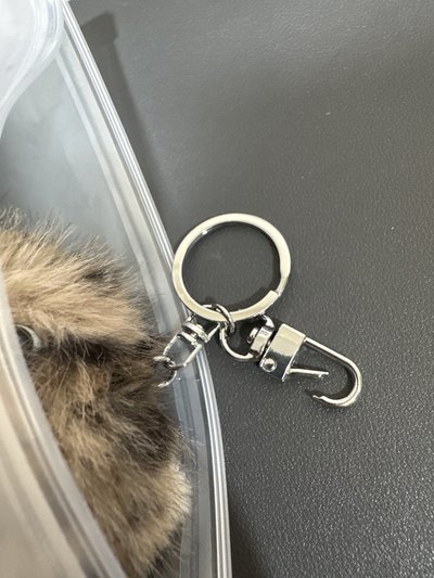 ILLIT YUNAH官娃 鑰匙扣有瑕疵