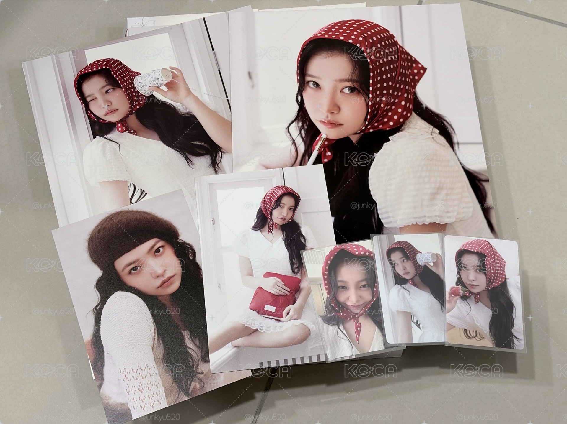 Red Velvet 26年年曆 YERI 揶Set(A4海報*2、明信片*2、小卡*2、SM特典卡)💰220