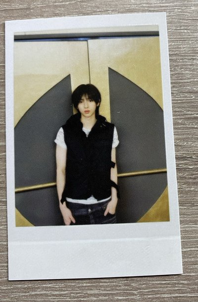 CORTIS 年曆拍立得