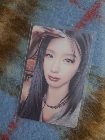 中文卡背黑嘴唇麵麵