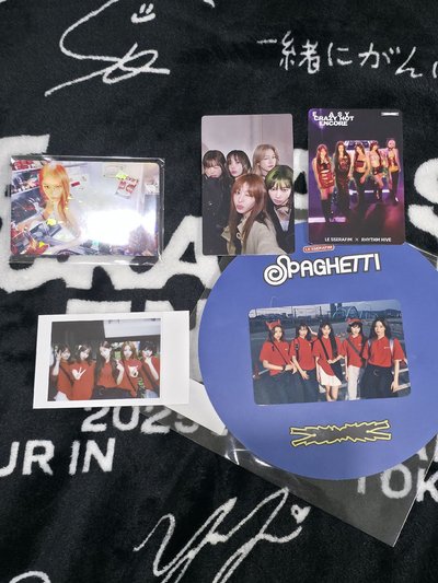 LE SSERAFIM 團卡+日咖預售一套