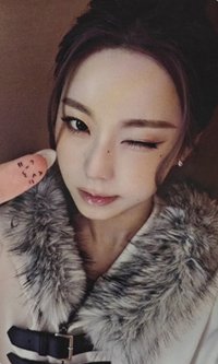 正規一 ju 線下2.0 簽售卡 拇指貼紙