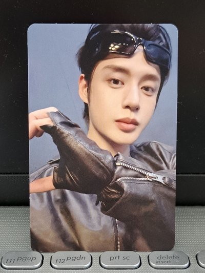 ICONIK日專 專卡雄