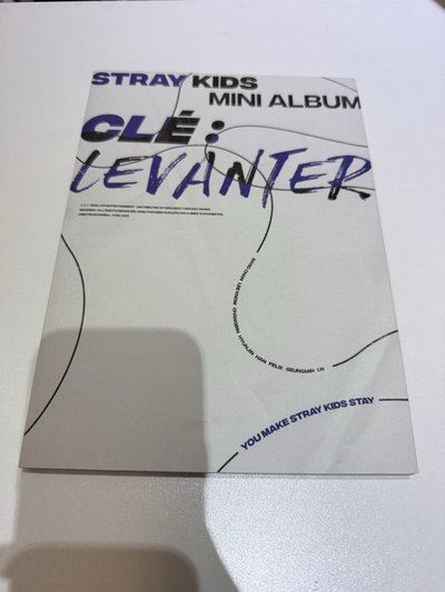 Stray Kids 方燦 CLÉ : LEVANTER +lee know內封