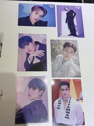 Stray kids隨機大卡(不拆）