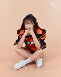 UNILIONS連帽緹花浴巾