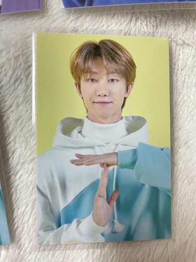 SEVENTEEN 2020 四期 CARAT LAND 隨機卡包卡