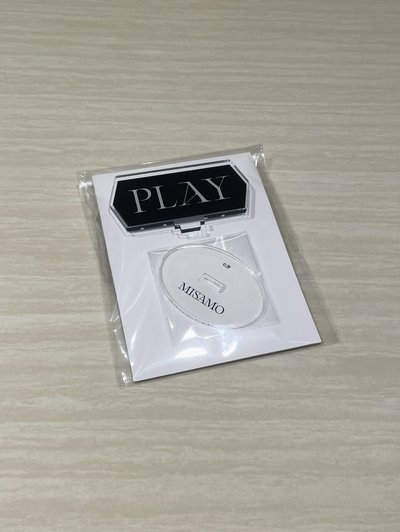 MOMO 桃 正規一 JYP JAPAN 特典卡 立牌架  