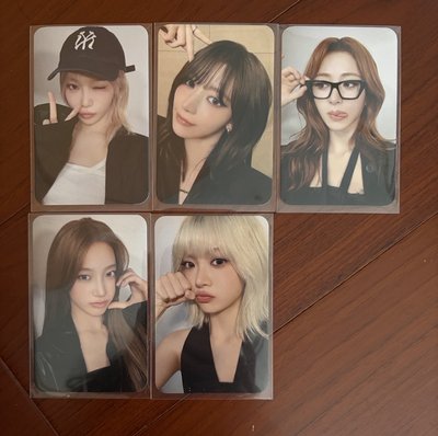 LE SSERAFIM HOT 日咖 特典卡 單封預售特典