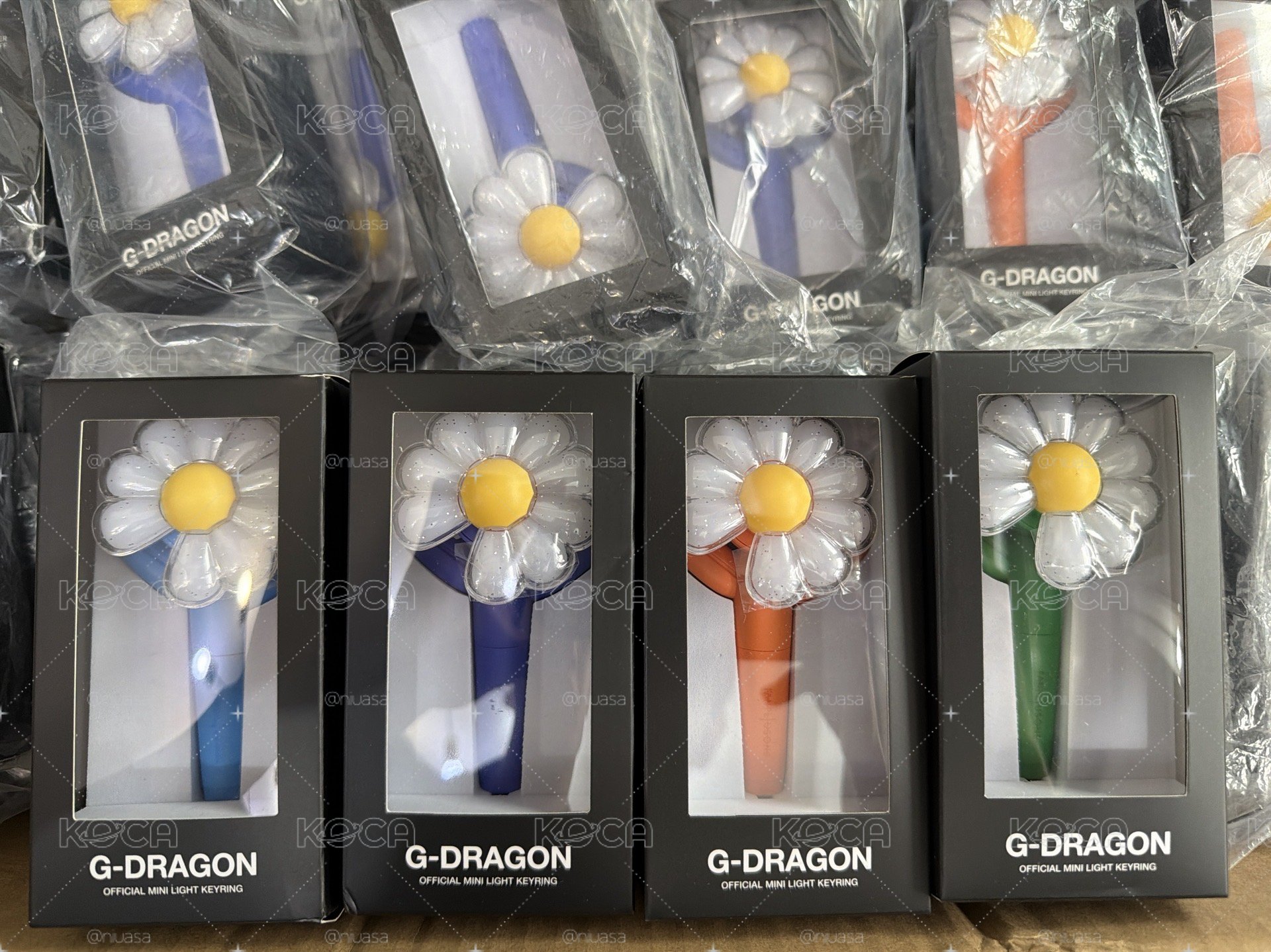 G-DRAGON  Official Mini Light Keyring 