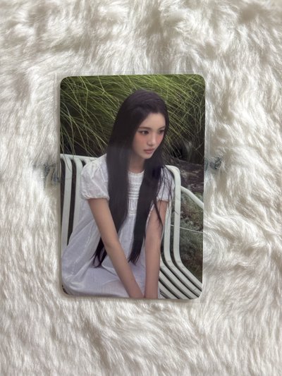 yuha 年曆2026 隨機卡 B版自拍