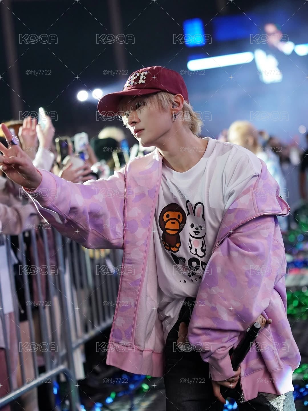 BAPE ×Stray Kids Baby Milo T-shirt 