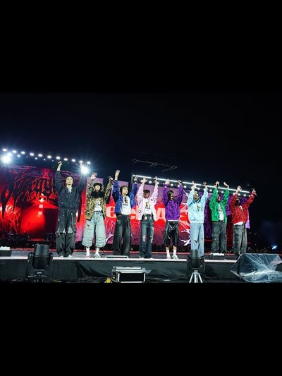 BAPE ×Stray Kids Baby Milo T-shirt 