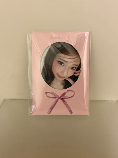 全新未拆 BANILA CO 4.0 代言卡一套