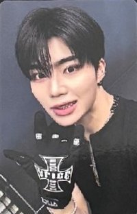 正規一 yzy 上海 簽售卡 