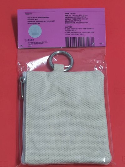 i-dle 六週年化妝包小卡 全新未拆