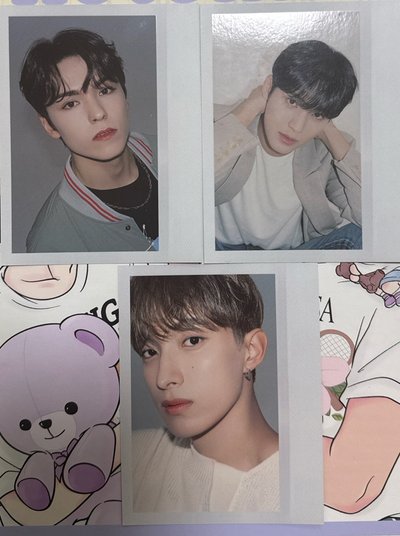 奎/碩/率 2022年曆拍立得