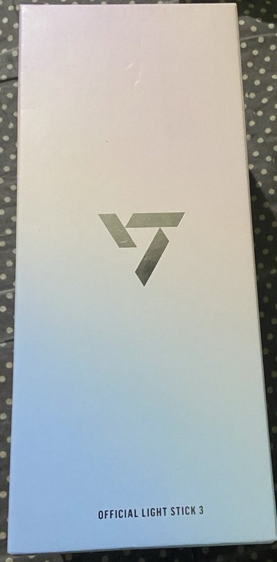 Seventeen 三代手燈