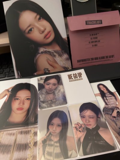 WE GO UP YG 單封 專輯卡  RORA