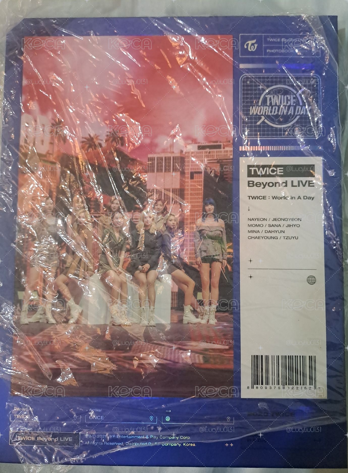 TWICE WORLD IN A DAY寫真集固配