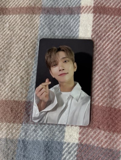 SEVENTEEN洪知秀 Joshua 小卡