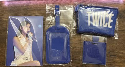 VIP禮包（含DAY1吊牌、MINA吊飾）