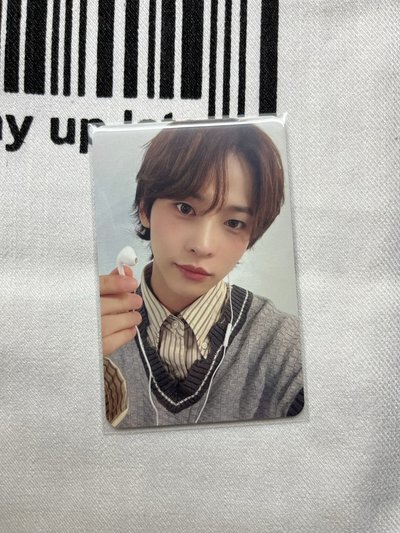 Hyunbin🐱特典卡