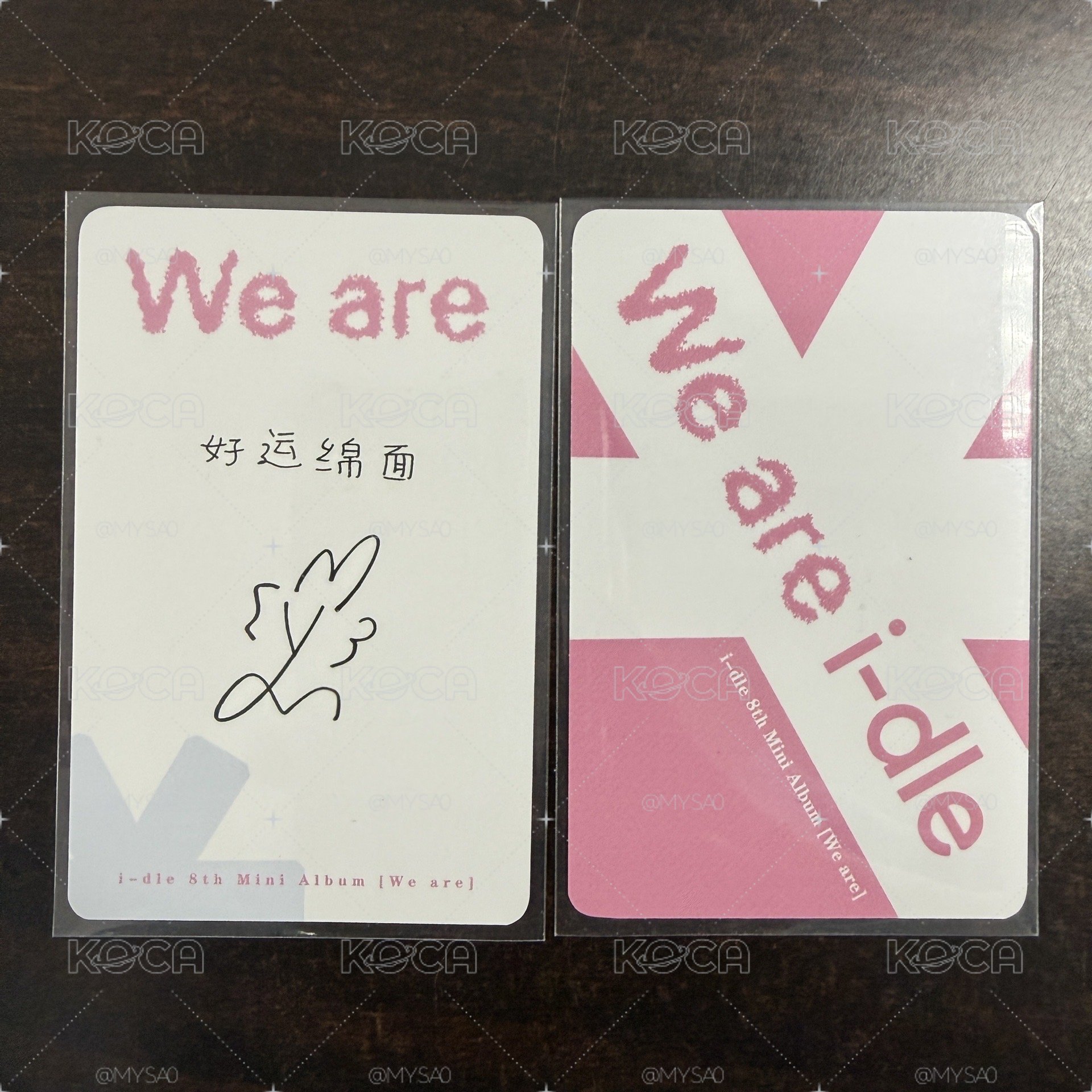 i-dle We are 泡泡摩奇澳門 中背 麵兩張