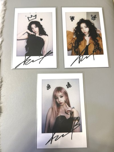 karina puss雜誌卡柚 自拍 拍立得 中文卡背