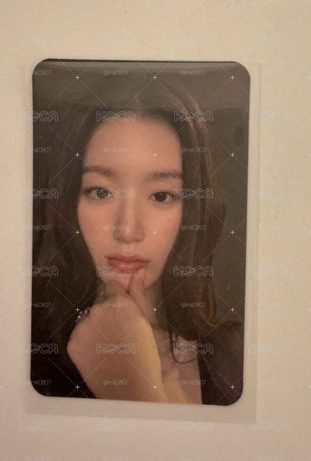 I-dle(娃）-刷小卡展覽快閃 台灣場第一輪入場卡（捆$100）