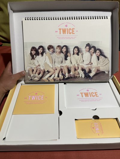 TWICE2017年曆