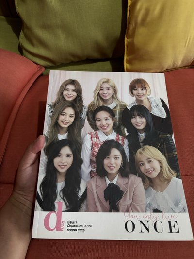 TWICE DICON D社雜誌 MOMO款
