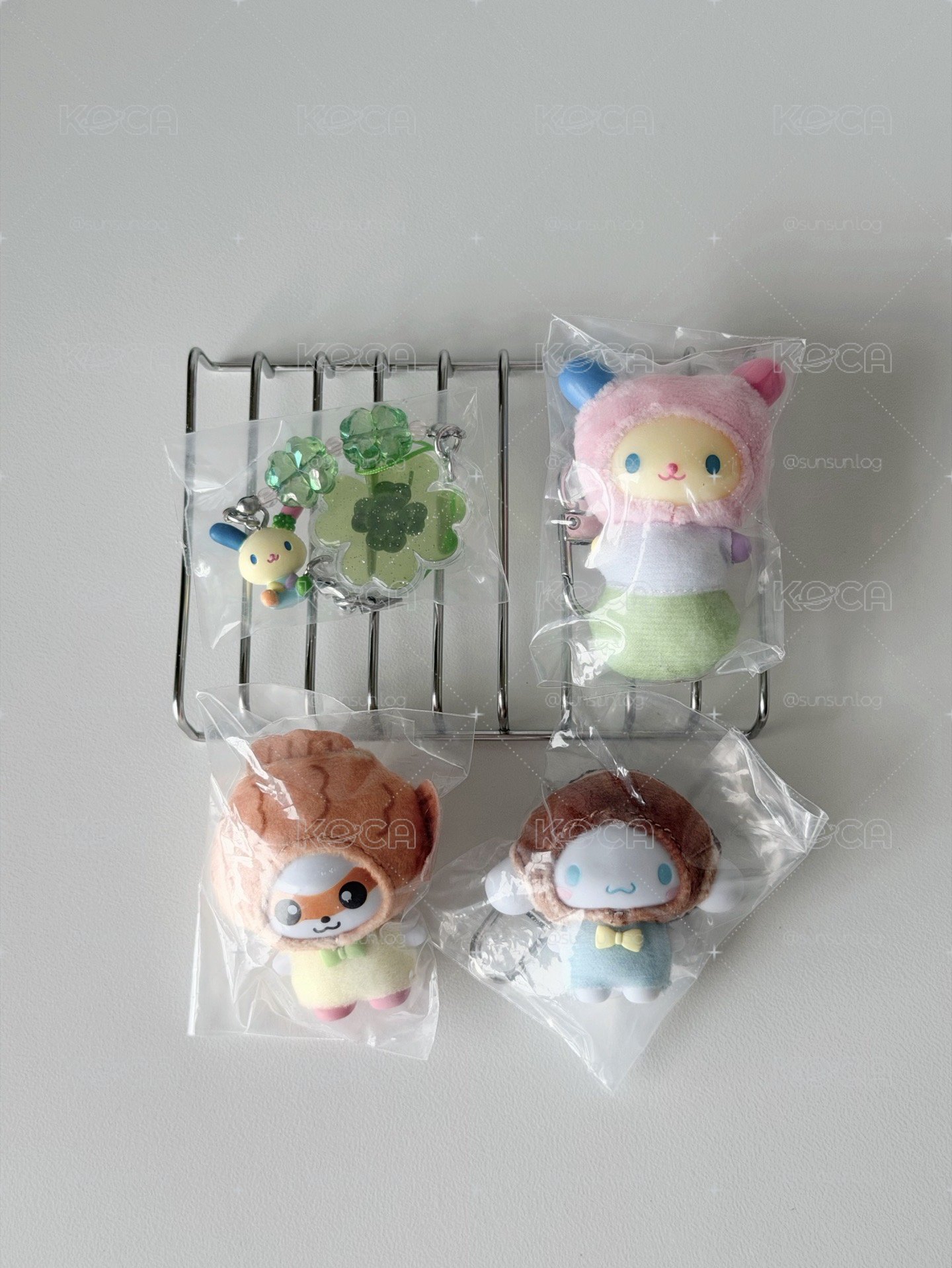 幸運草和菓子花小兔吊飾