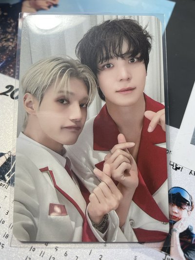 윤우