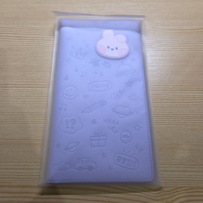 BT21 minini LEATHER PATCH 護照套[LARGE] (COOKY)