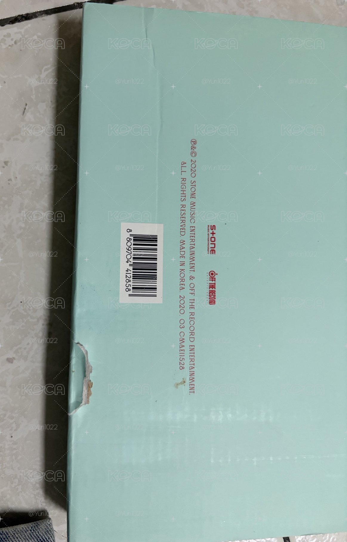 IZ*ONE SECRET DIARY Photobook Package 寫真集 年曆組（瑕疵較嚴重）