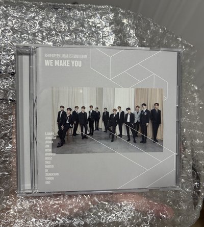 Seventeen 第一張日本mini專輯We make you（2018）