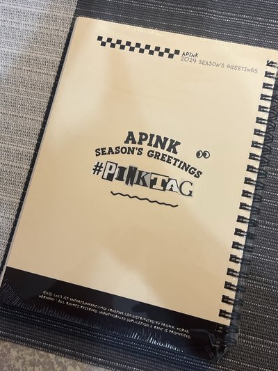 APINK 2024年曆周邊 筆記本