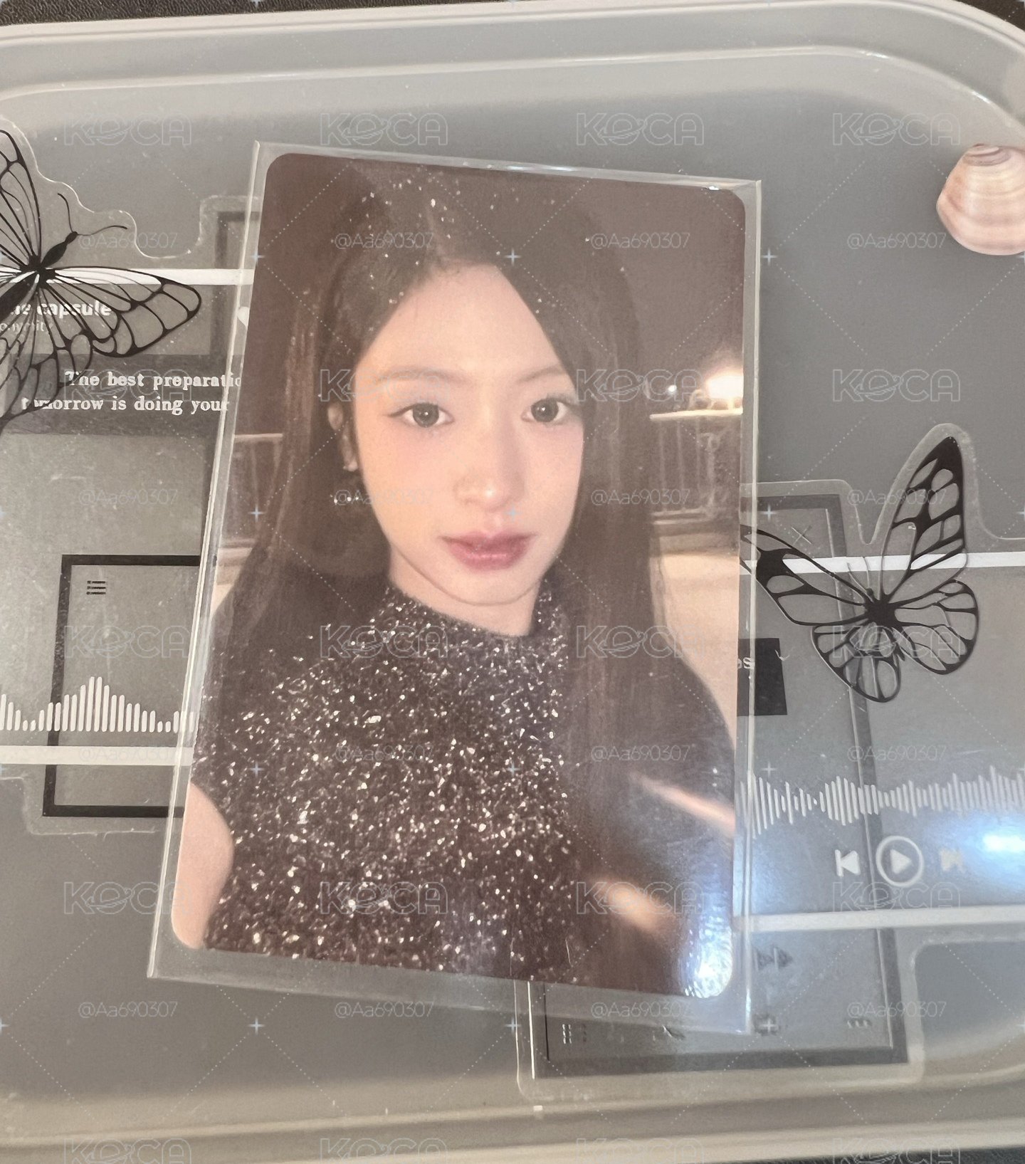 一週年特典卡D  🦋賢