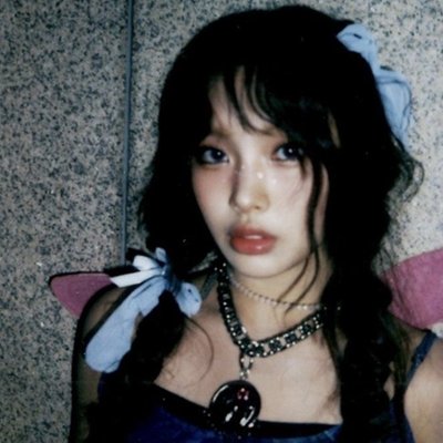 Hyein全新未拆單封