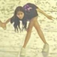 被JYPE女團綁架的女人
