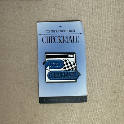 itzy checkmate 演唱會徽章