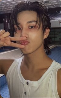 UNIQUE B ver. 專輯卡 