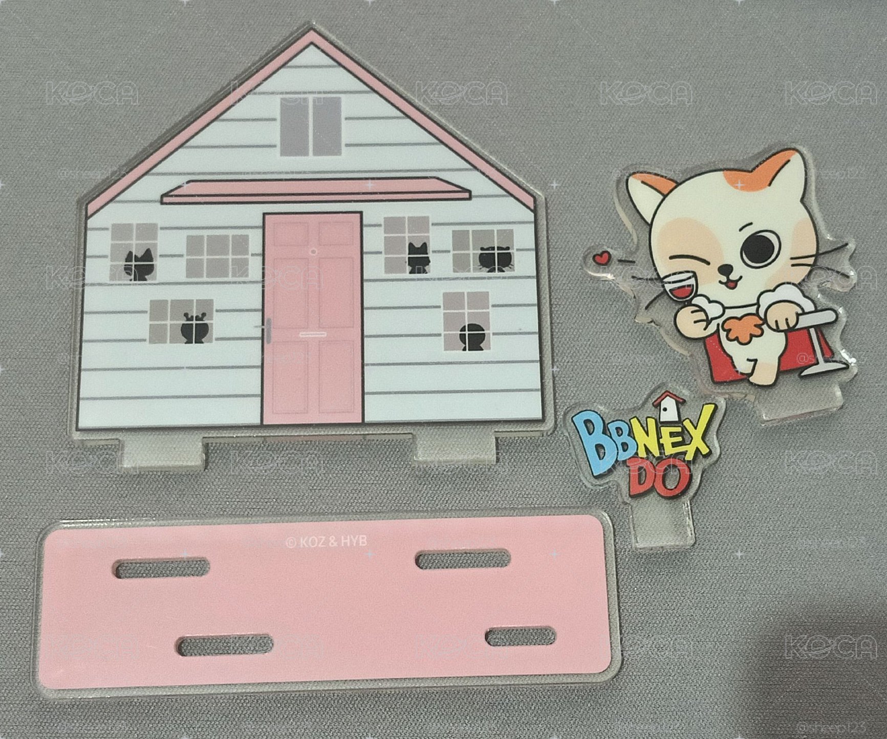 BBNEXDO CATBBI快閃立牌