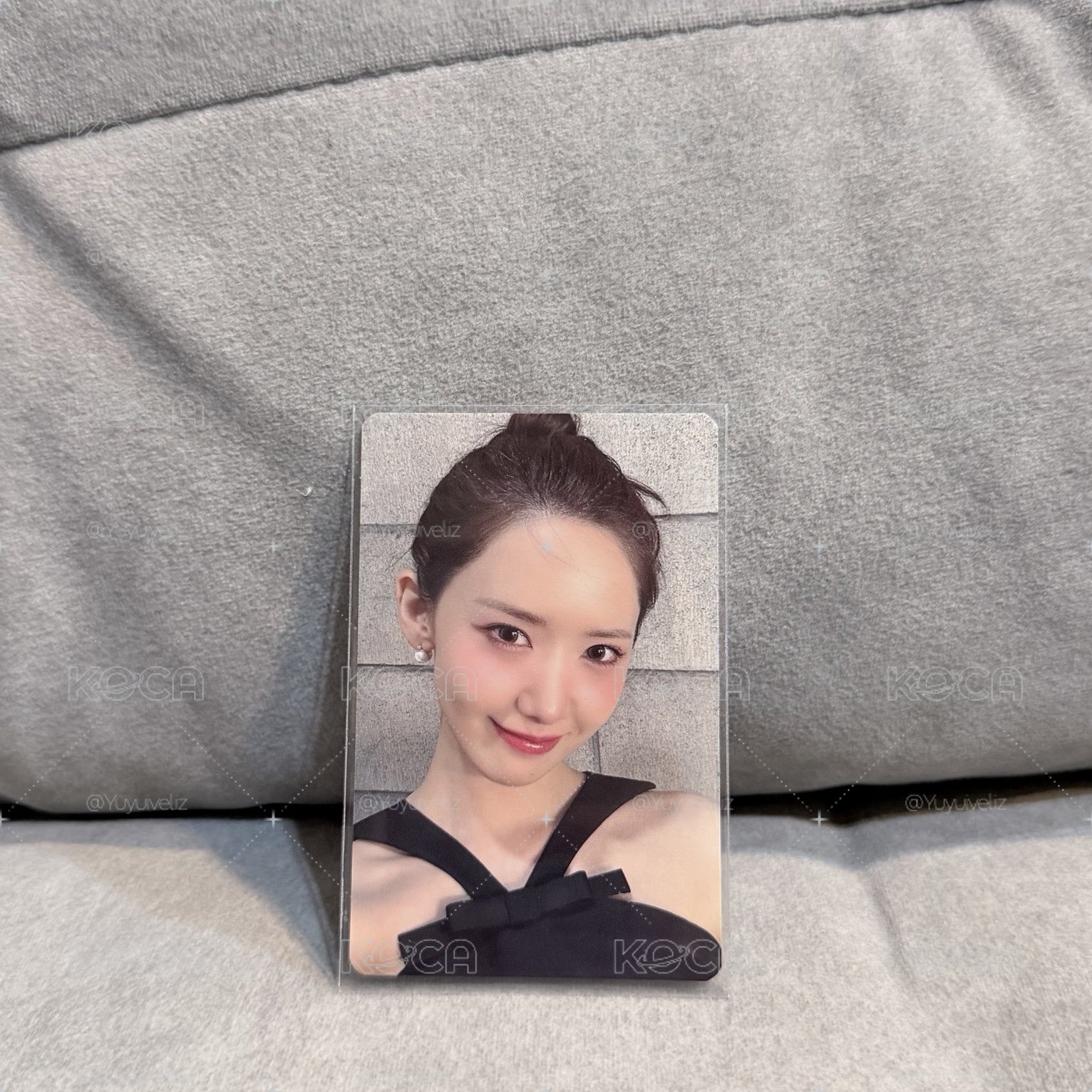 yoona 生日快閃周邊卡