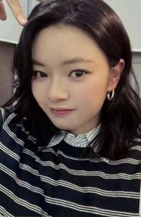 正規四 yzy 合影 1.0 簽售卡 