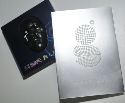 G-Dragon SHINE A LIGHT Concert Album Uncut Edition 黑臉