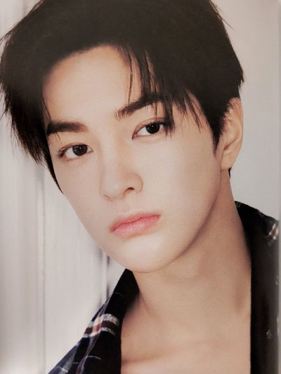 DAZED 團封雜誌小盤